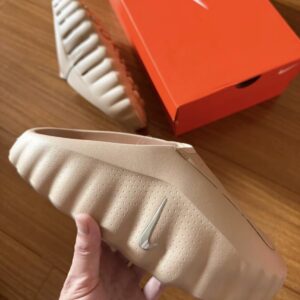 Alternative view of Nike Mind001 卡其【HQ4307-200】