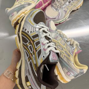 ASICS Gel-Kayano 12.1 Vandy The Pink 香草【1203B302-100】：圖片 7