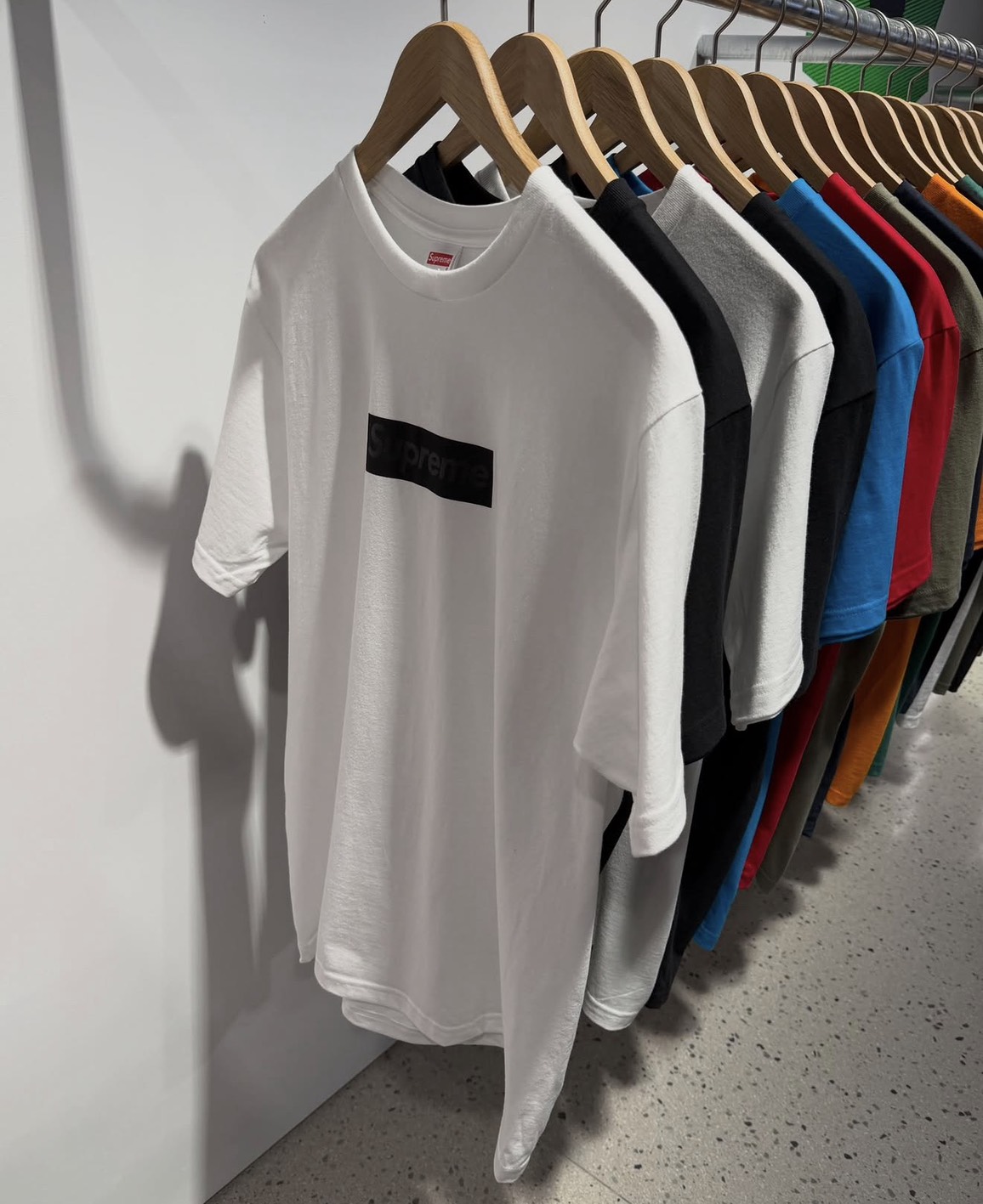 Supreme Box Logo Tee 首爾聖水店開幕Tee:圖片 13